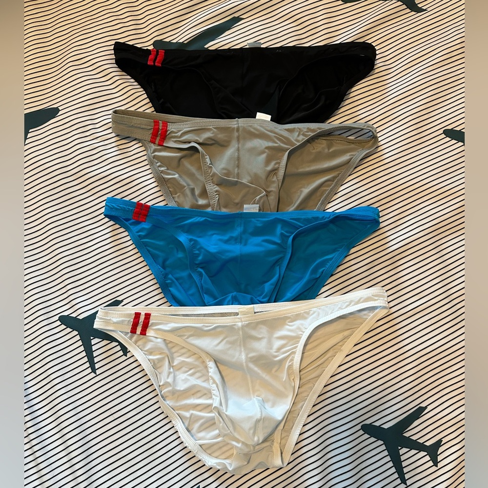 Stylish ice silky bikini briefs. Comfortable and stretchy. USA Medium